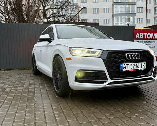 Білий Ауді Ку 5, об'ємом двигуна 1.98 л та пробігом 229 тис. км за 22400 $, фото 4 на Automoto.ua