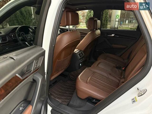 Белый Ауди Ку 5, объемом двигателя 1.98 л и пробегом 108 тыс. км за 26700 $, фото 32 на Automoto.ua