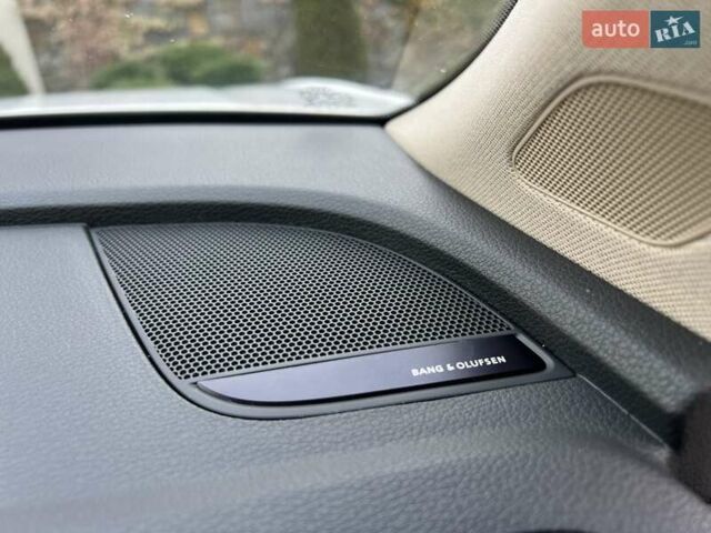 Белый Ауди Ку 5, объемом двигателя 2 л и пробегом 135 тыс. км за 26950 $, фото 156 на Automoto.ua