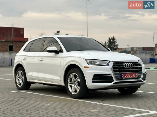 Белый Ауди Ку 5, объемом двигателя 2 л и пробегом 162 тыс. км за 20900 $, фото 5 на Automoto.ua