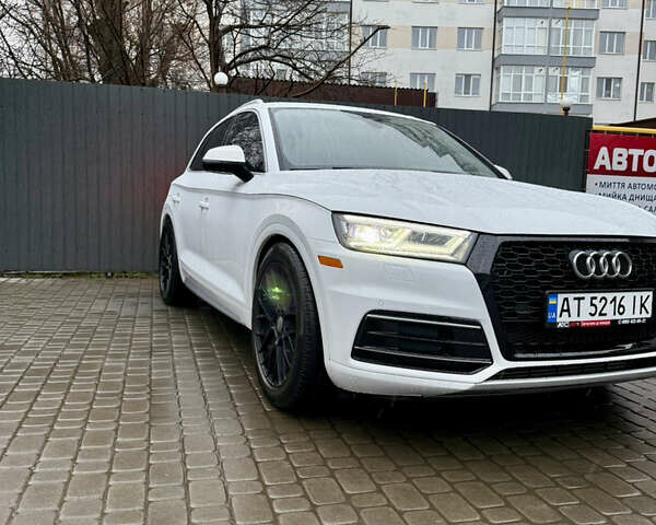 Білий Ауді Ку 5, об'ємом двигуна 1.98 л та пробігом 229 тис. км за 22400 $, фото 5 на Automoto.ua