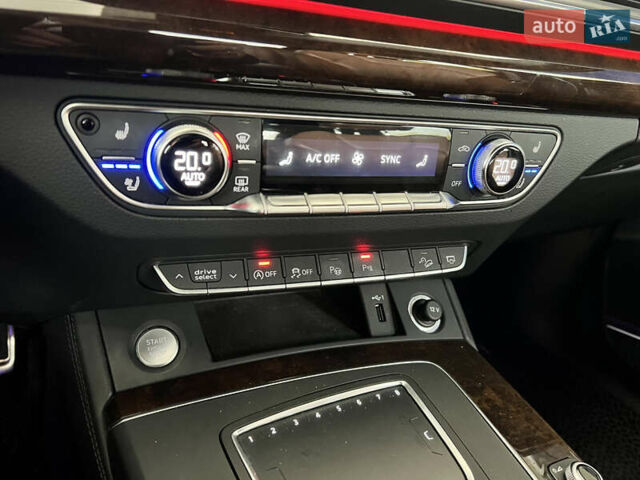 Белый Ауди Ку 5, объемом двигателя 1.98 л и пробегом 139 тыс. км за 27499 $, фото 19 на Automoto.ua