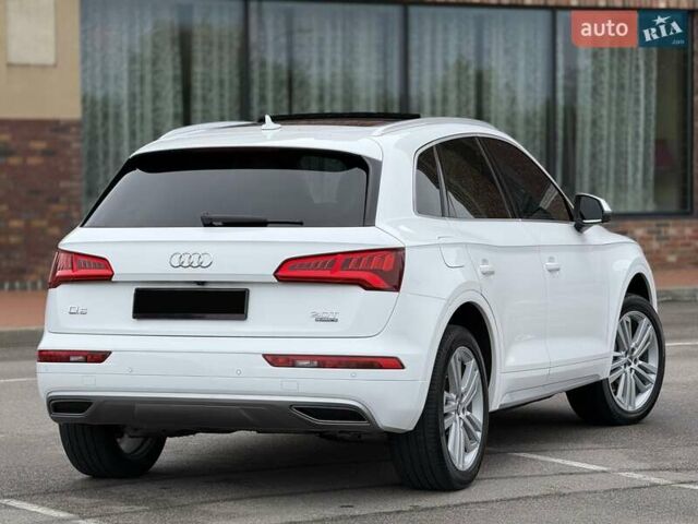 Білий Ауді Ку 5, об'ємом двигуна 1.98 л та пробігом 60 тис. км за 31500 $, фото 28 на Automoto.ua