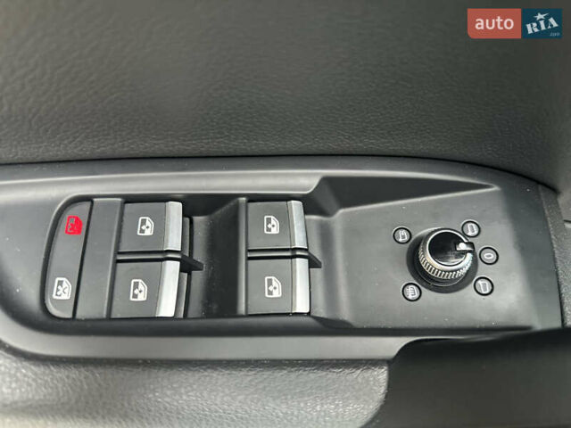 Белый Ауди Ку 5, объемом двигателя 1.99 л и пробегом 163 тыс. км за 22999 $, фото 10 на Automoto.ua