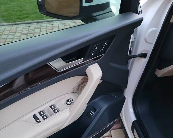 Білий Ауді Ку 5, об'ємом двигуна 1.98 л та пробігом 132 тис. км за 27500 $, фото 27 на Automoto.ua