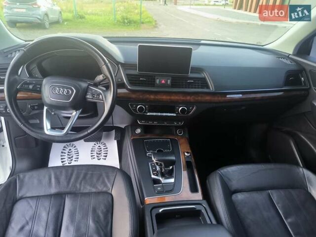 Белый Ауди Ку 5, объемом двигателя 1.98 л и пробегом 211 тыс. км за 18700 $, фото 31 на Automoto.ua