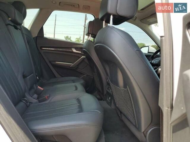 Білий Ауді Ку 5, об'ємом двигуна 1.98 л та пробігом 148 тис. км за 7700 $, фото 10 на Automoto.ua