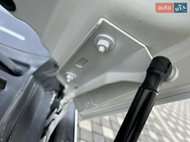 Белый Ауди Ку 5, объемом двигателя 2 л и пробегом 135 тыс. км за 26950 $, фото 183 на Automoto.ua