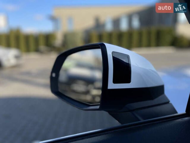 Белый Ауди Ку 5, объемом двигателя 1.98 л и пробегом 193 тыс. км за 25000 $, фото 11 на Automoto.ua