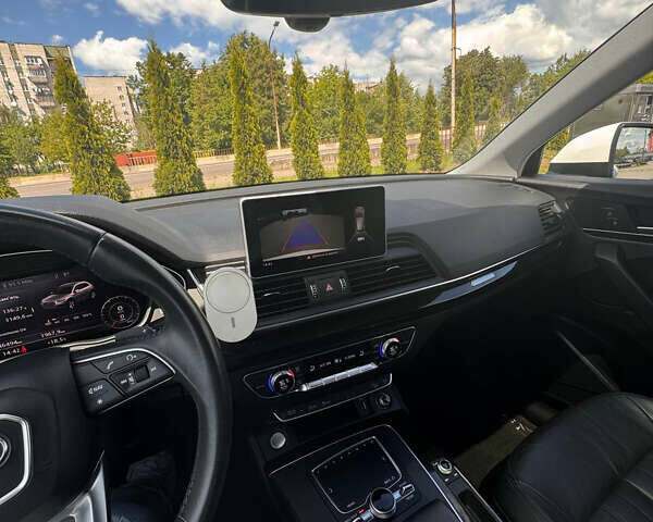 Белый Ауди Ку 5, объемом двигателя 1.98 л и пробегом 47 тыс. км за 25500 $, фото 42 на Automoto.ua