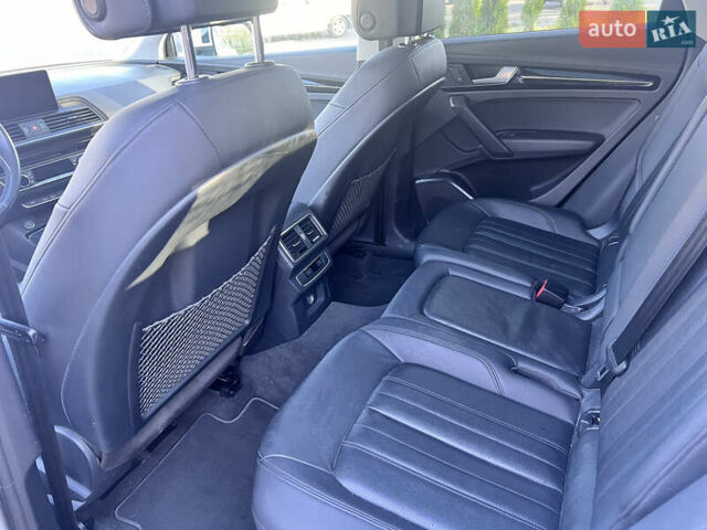 Белый Ауди Ку 5, объемом двигателя 0 л и пробегом 120 тыс. км за 26000 $, фото 8 на Automoto.ua