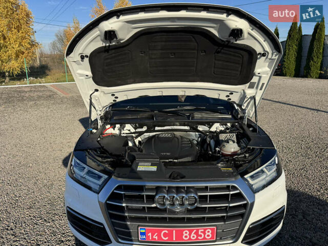 Белый Ауди Ку 5, объемом двигателя 2 л и пробегом 249 тыс. км за 21500 $, фото 61 на Automoto.ua