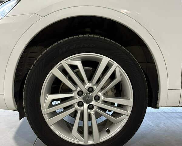 Белый Ауди Ку 5, объемом двигателя 2 л и пробегом 168 тыс. км за 26990 $, фото 8 на Automoto.ua