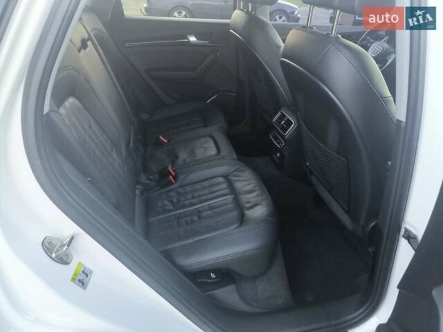 Белый Ауди Ку 5, объемом двигателя 1.98 л и пробегом 211 тыс. км за 18700 $, фото 36 на Automoto.ua