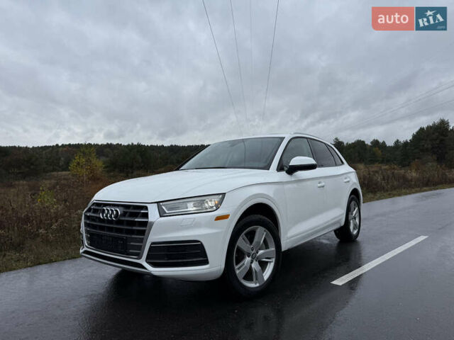 Белый Ауди Ку 5, объемом двигателя 2 л и пробегом 171 тыс. км за 20000 $, фото 9 на Automoto.ua