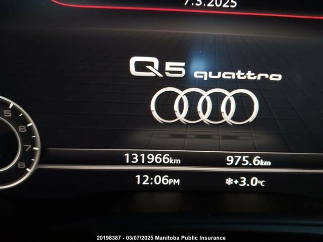 Белый Ауди Ку 5, объемом двигателя 2 л и пробегом 131 тыс. км за 18500 $, фото 10 на Automoto.ua