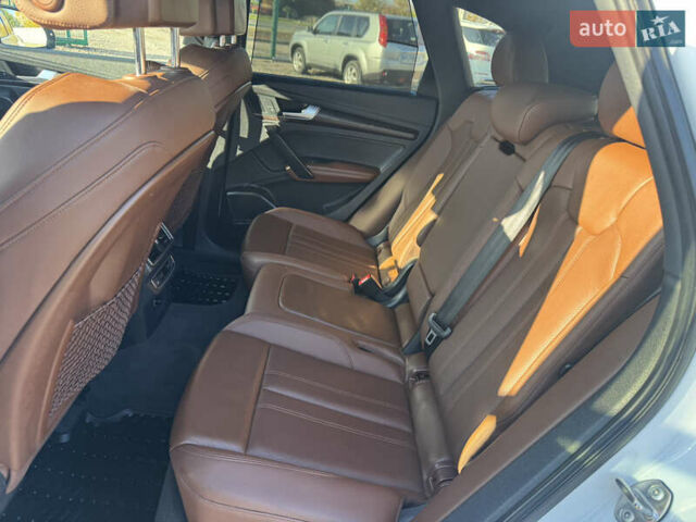 Белый Ауди Ку 5, объемом двигателя 2 л и пробегом 249 тыс. км за 21500 $, фото 45 на Automoto.ua