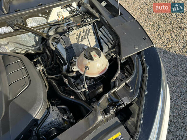 Белый Ауди Ку 5, объемом двигателя 2 л и пробегом 249 тыс. км за 21500 $, фото 60 на Automoto.ua