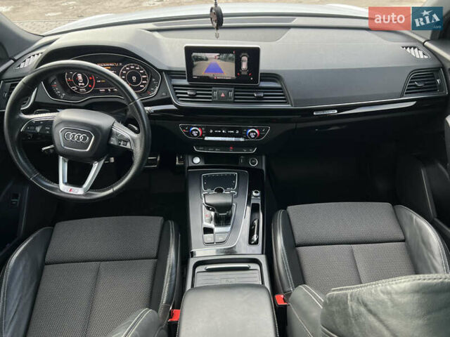 Белый Ауди Ку 5, объемом двигателя 1.97 л и пробегом 287 тыс. км за 27816 $, фото 21 на Automoto.ua