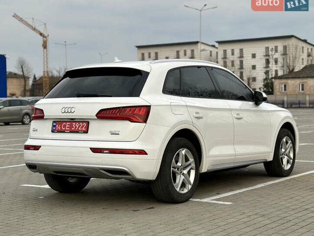 Белый Ауди Ку 5, объемом двигателя 2 л и пробегом 162 тыс. км за 22500 $, фото 5 на Automoto.ua