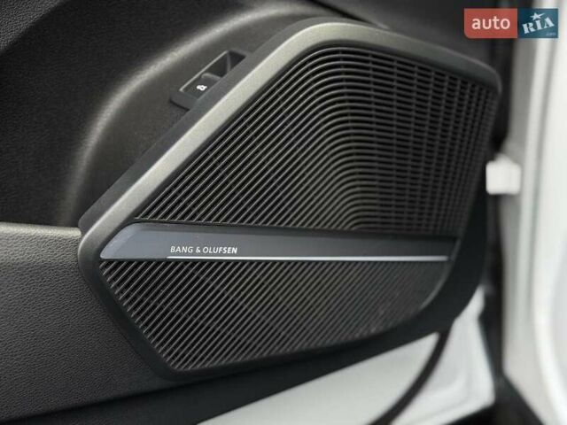 Білий Ауді Ку 5, об'ємом двигуна 1.98 л та пробігом 124 тис. км за 29000 $, фото 29 на Automoto.ua