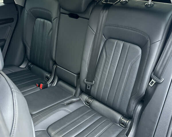 Белый Ауди Ку 5, объемом двигателя 2 л и пробегом 162 тыс. км за 20900 $, фото 44 на Automoto.ua