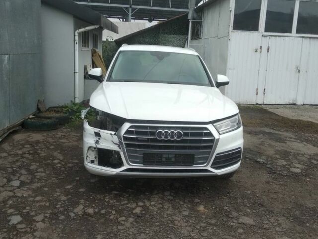 Білий Ауді Ку 5, об'ємом двигуна 2 л та пробігом 250 тис. км за 16000 $, фото 3 на Automoto.ua