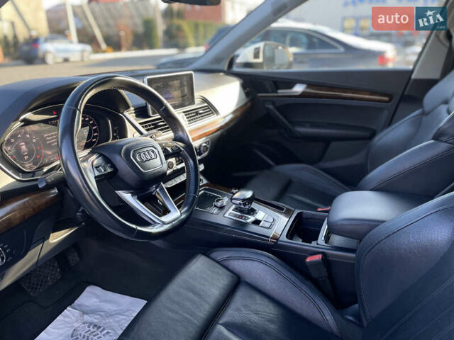 Белый Ауди Ку 5, объемом двигателя 1.98 л и пробегом 193 тыс. км за 25000 $, фото 17 на Automoto.ua