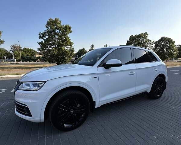 Белый Ауди Ку 5, объемом двигателя 1.98 л и пробегом 90 тыс. км за 26700 $, фото 11 на Automoto.ua