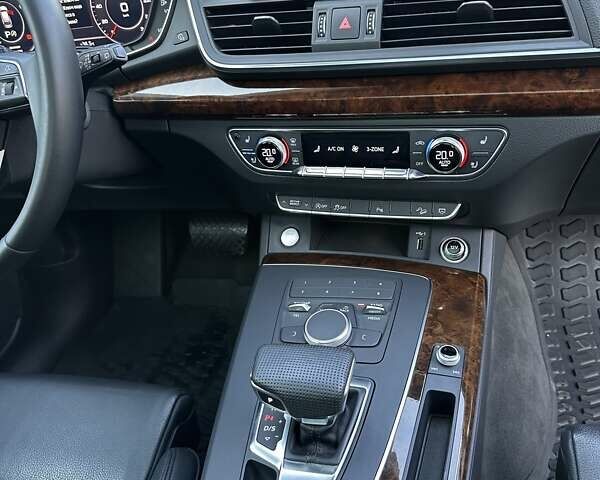 Белый Ауди Ку 5, объемом двигателя 1.98 л и пробегом 90 тыс. км за 26700 $, фото 20 на Automoto.ua
