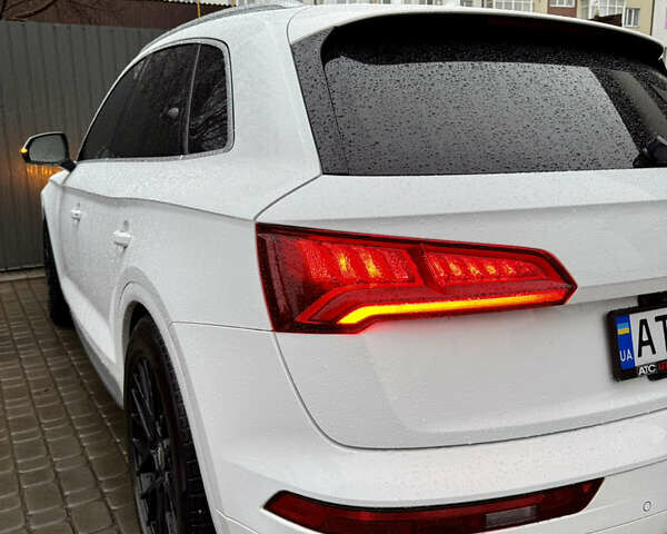 Білий Ауді Ку 5, об'ємом двигуна 1.98 л та пробігом 229 тис. км за 22400 $, фото 27 на Automoto.ua