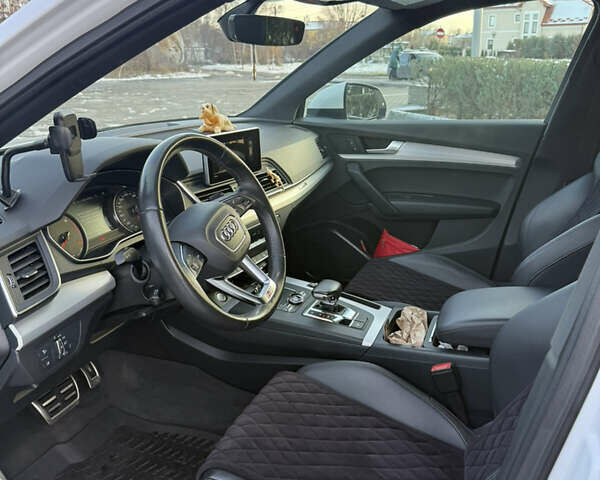 Білий Ауді Ку 5, об'ємом двигуна 1.98 л та пробігом 116 тис. км за 26500 $, фото 13 на Automoto.ua