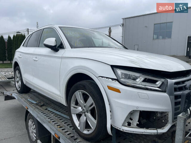 Белый Ауди Ку 5, объемом двигателя 2 л и пробегом 240 тыс. км за 15700 $, фото 2 на Automoto.ua