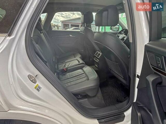 Білий Ауді Ку 5, об'ємом двигуна 1.98 л та пробігом 111 тис. км за 9500 $, фото 5 на Automoto.ua