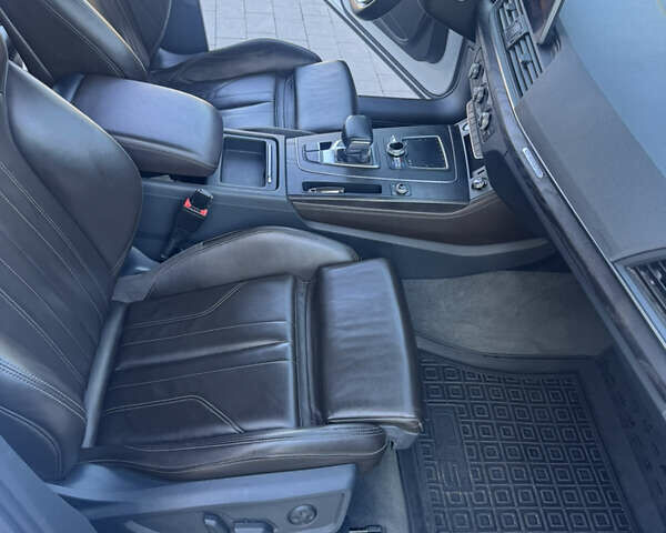 Белый Ауди Ку 5, объемом двигателя 1.97 л и пробегом 215 тыс. км за 32900 $, фото 26 на Automoto.ua