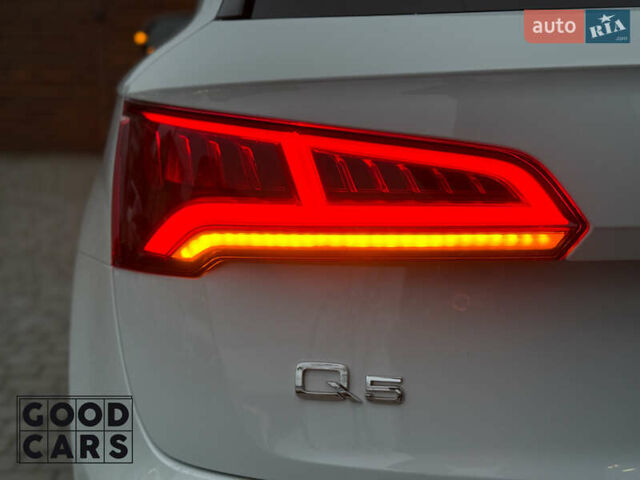 Белый Ауди Ку 5, объемом двигателя 1.98 л и пробегом 67 тыс. км за 30000 $, фото 12 на Automoto.ua