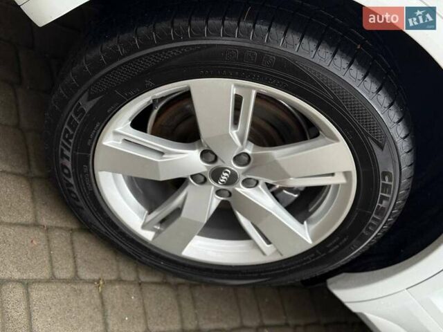 Белый Ауди Ку 5, объемом двигателя 1.98 л и пробегом 88 тыс. км за 26900 $, фото 14 на Automoto.ua