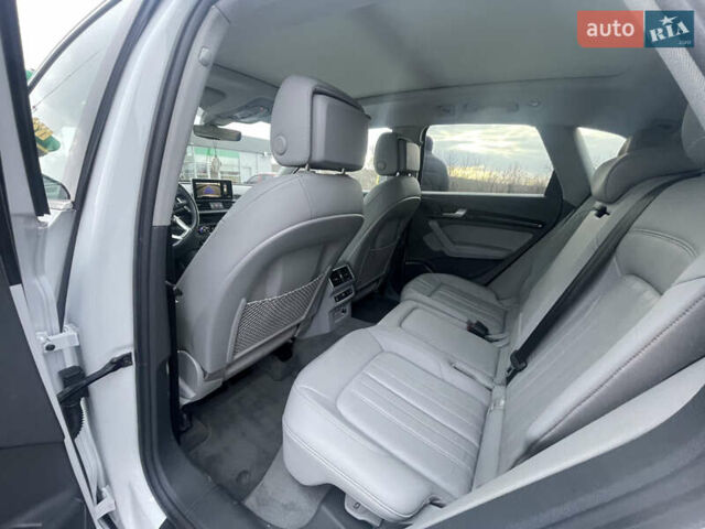 Белый Ауди Ку 5, объемом двигателя 2 л и пробегом 85 тыс. км за 25500 $, фото 22 на Automoto.ua