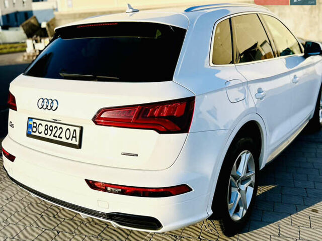 Белый Ауди Ку 5, объемом двигателя 1.98 л и пробегом 92 тыс. км за 25500 $, фото 5 на Automoto.ua