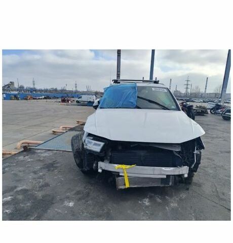 Белый Ауди Ку 5, объемом двигателя 2 л и пробегом 68 тыс. км за 6500 $, фото 6 на Automoto.ua