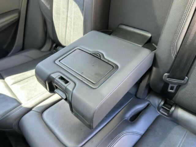 Белый Ауди Ку 5, объемом двигателя 2 л и пробегом 38 тыс. км за 12500 $, фото 16 на Automoto.ua