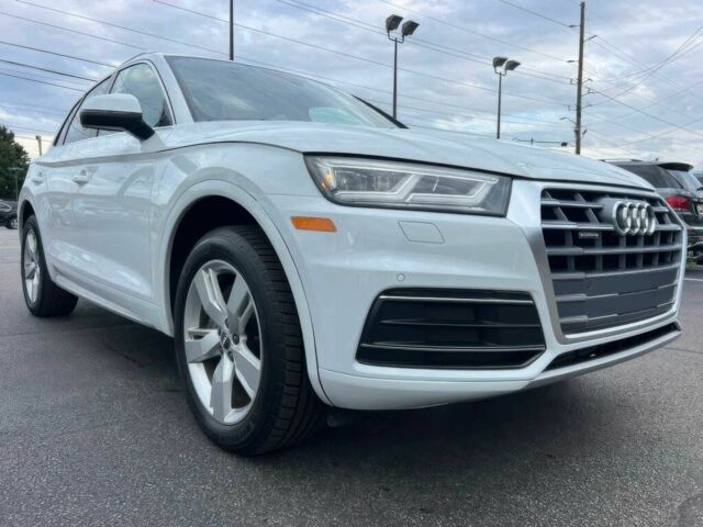 Білий Ауді Ку 5, об'ємом двигуна 2 л та пробігом 36 тис. км за 12500 $, фото 2 на Automoto.ua