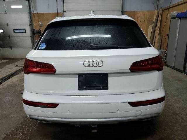Белый Ауди Ку 5, объемом двигателя 0 л и пробегом 67 тыс. км за 8000 $, фото 5 на Automoto.ua