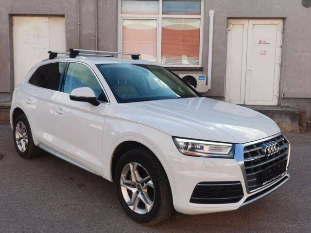 Белый Ауди Ку 5, объемом двигателя 0 л и пробегом 86 тыс. км за 15400 $, фото 2 на Automoto.ua