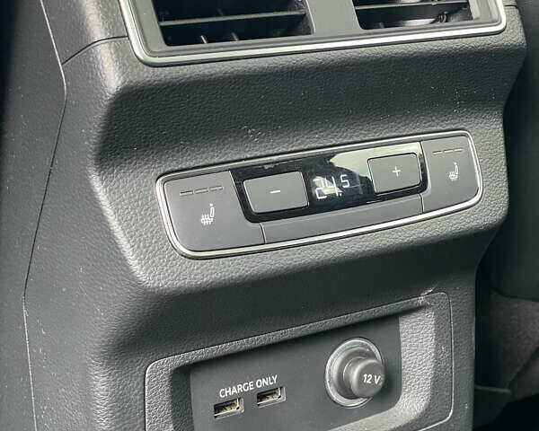 Белый Ауди Ку 5, объемом двигателя 1.98 л и пробегом 21 тыс. км за 30950 $, фото 16 на Automoto.ua