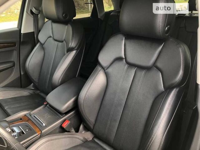 Білий Ауді Ку 5, об'ємом двигуна 1.98 л та пробігом 175 тис. км за 26000 $, фото 13 на Automoto.ua