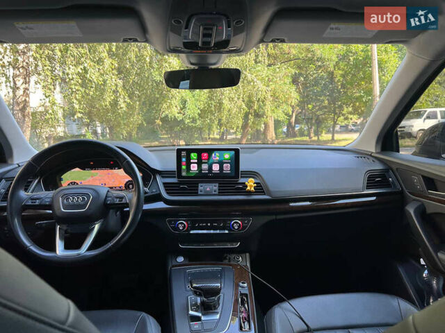 Белый Ауди Ку 5, объемом двигателя 1.98 л и пробегом 125 тыс. км за 29950 $, фото 7 на Automoto.ua