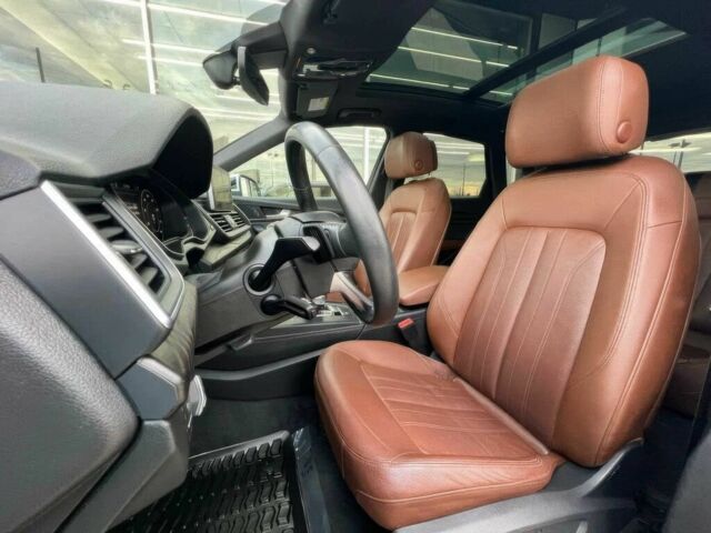 Білий Ауді Ку 5, об'ємом двигуна 2 л та пробігом 36 тис. км за 12500 $, фото 10 на Automoto.ua