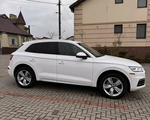 Белый Ауди Ку 5, объемом двигателя 2 л и пробегом 95 тыс. км за 29000 $, фото 7 на Automoto.ua