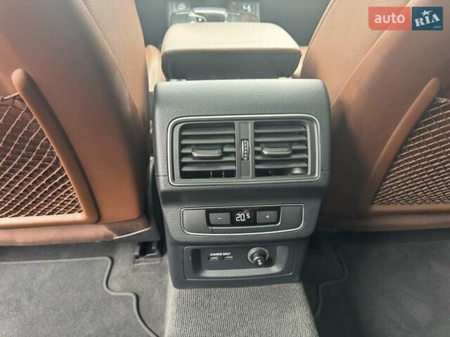 Белый Ауди Ку 5, объемом двигателя 1.98 л и пробегом 92 тыс. км за 31500 $, фото 21 на Automoto.ua